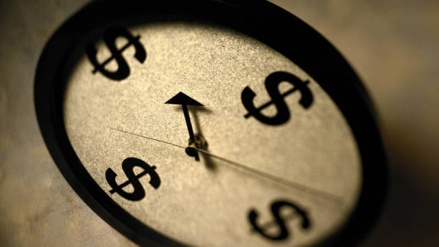 陈奕迅陀飞轮翻唱,劝君莫惜金缕衣下一句是什么