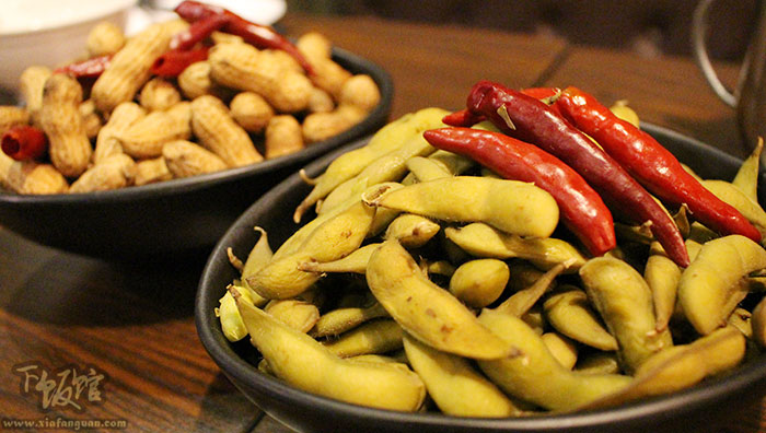 天气这么热姐妹们去哪里玩,天气那么热怎么先跟女孩聊天