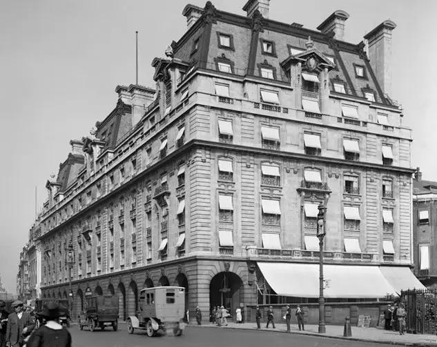 一开始我也不懂，为什么名人都爱住这些老酒店，直到...