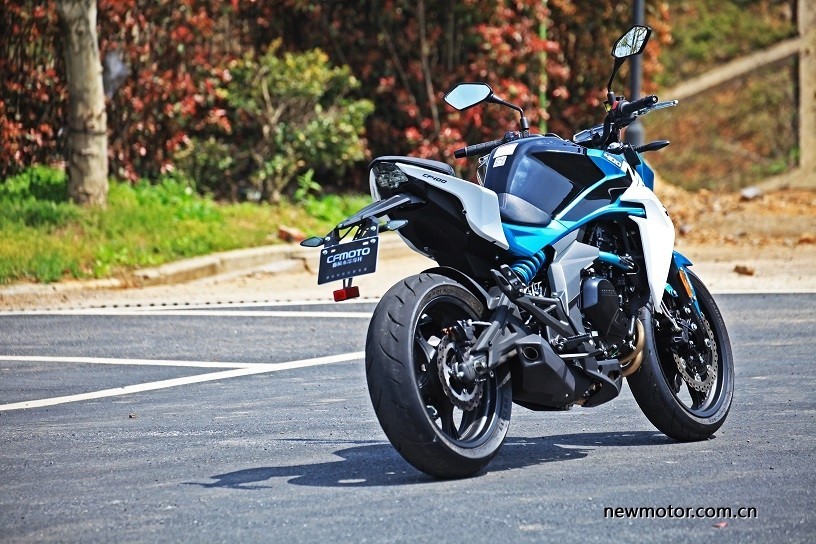 春风650nk和400nk如何选,春风400nk哪款最好