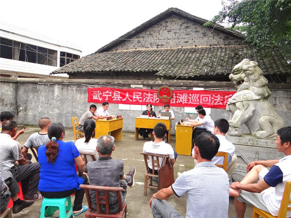 在法院当法官要满足什么条件,在基层当法官