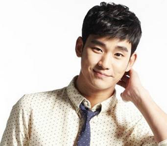 12-15岁学生合适的发型男生瓜子脸,13岁男生发型2020流行发型瓜子脸