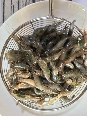 炸河虾又酥又大,干炸酥脆的小河虾