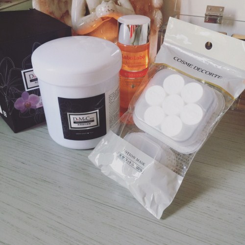 城野医生毛孔收敛水能够做面膜吗,城野医生毛孔收敛水能够祛闭口吗