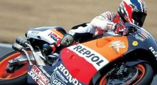 大排量摩托车有什么实用性,大排量摩托车为什么不合适新手