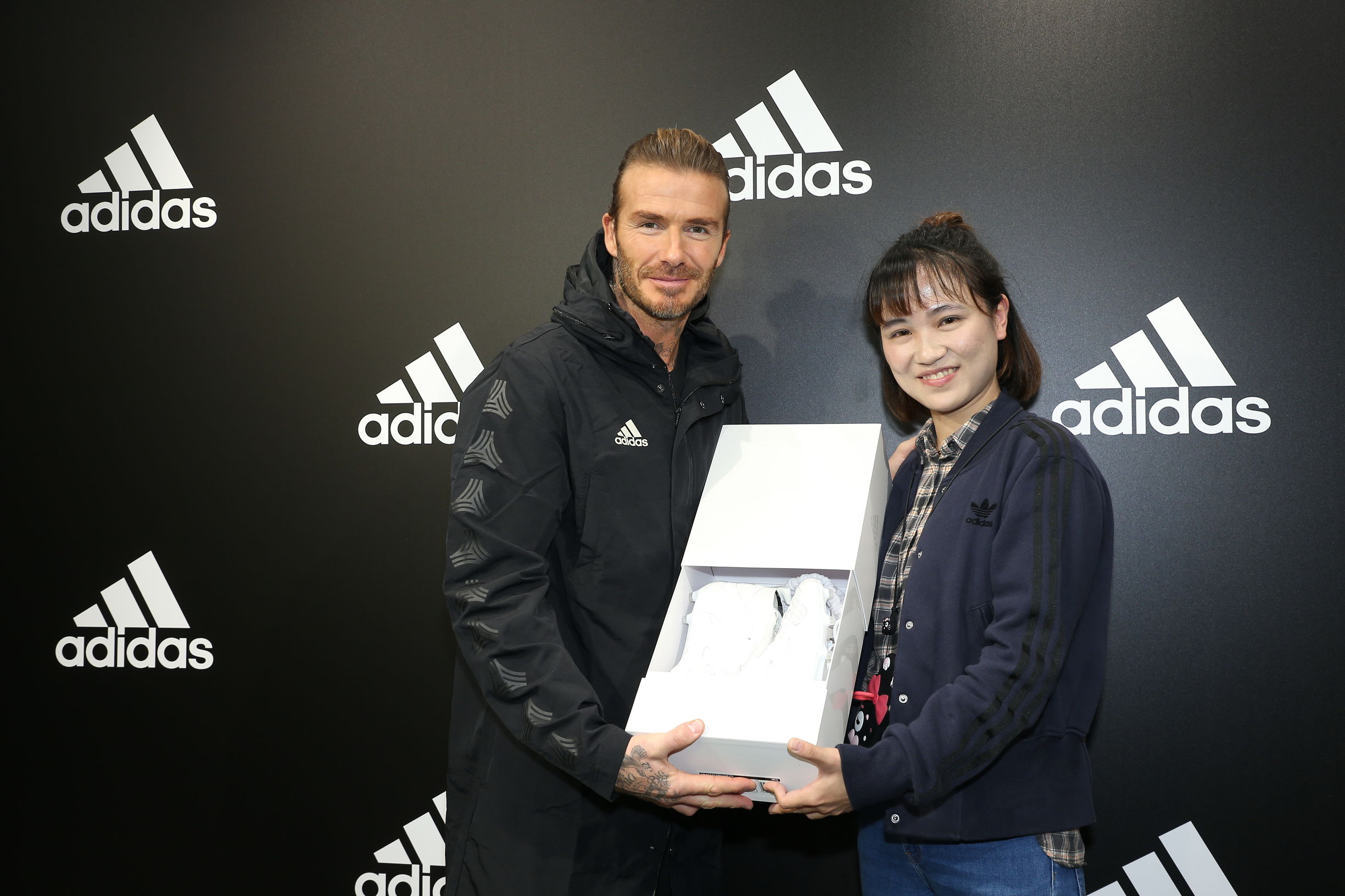 阿迪达斯鞋贝克汉姆,贝克汉姆阿迪达斯2018