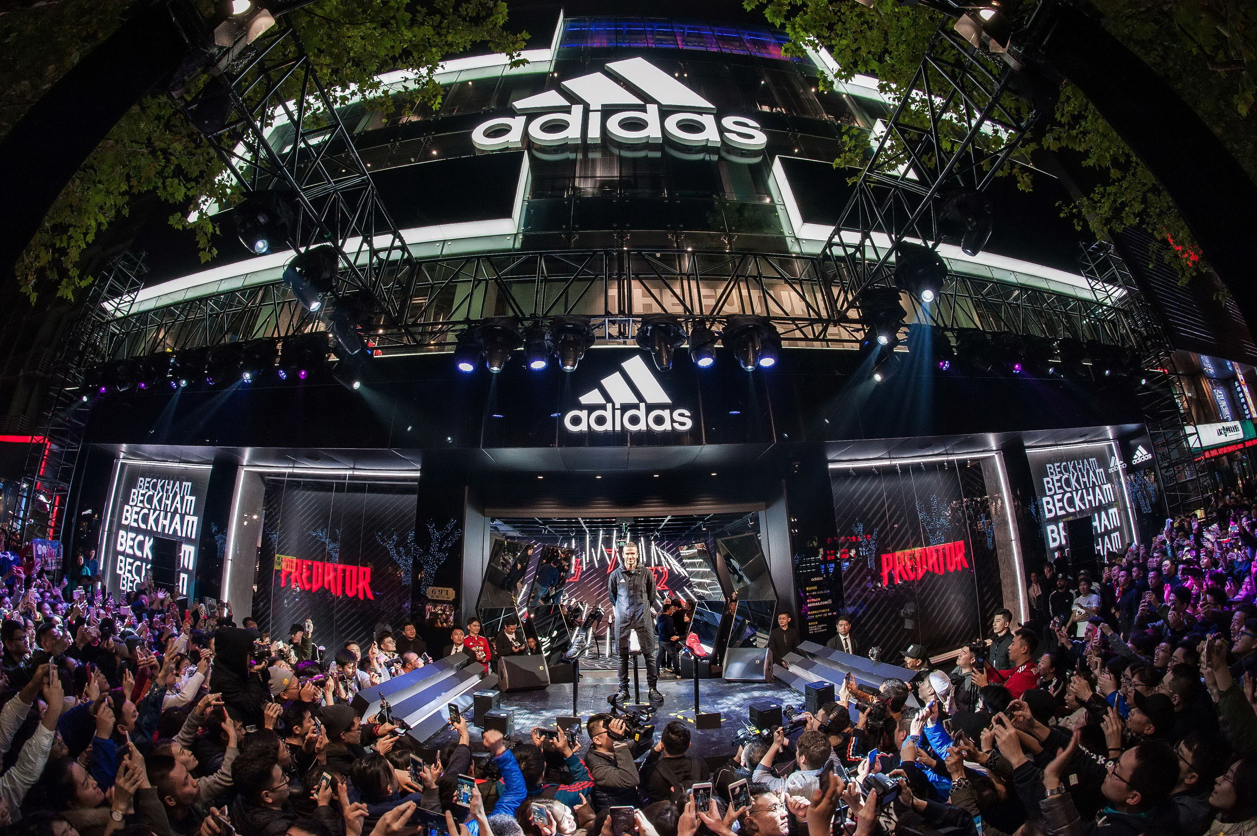 阿迪达斯鞋贝克汉姆,贝克汉姆阿迪达斯2018