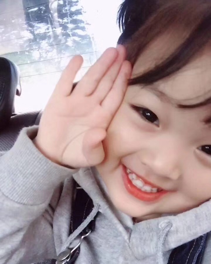 新手合适什么色号的口红学生党,口红女生必备的几款色号