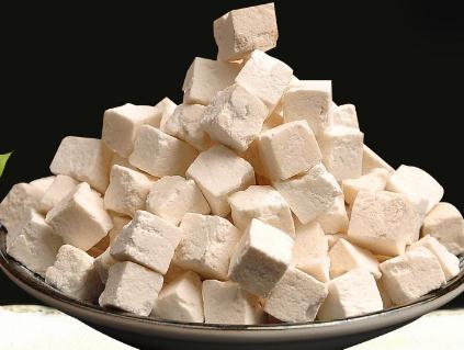 头发秃顶刘海怎么剪最好看,刘海三角处秃顶了怎么补救