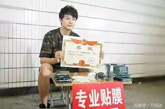 一个月7000半年赚5万的工作有哪些,什么工作既轻松又赚钱月入3000万