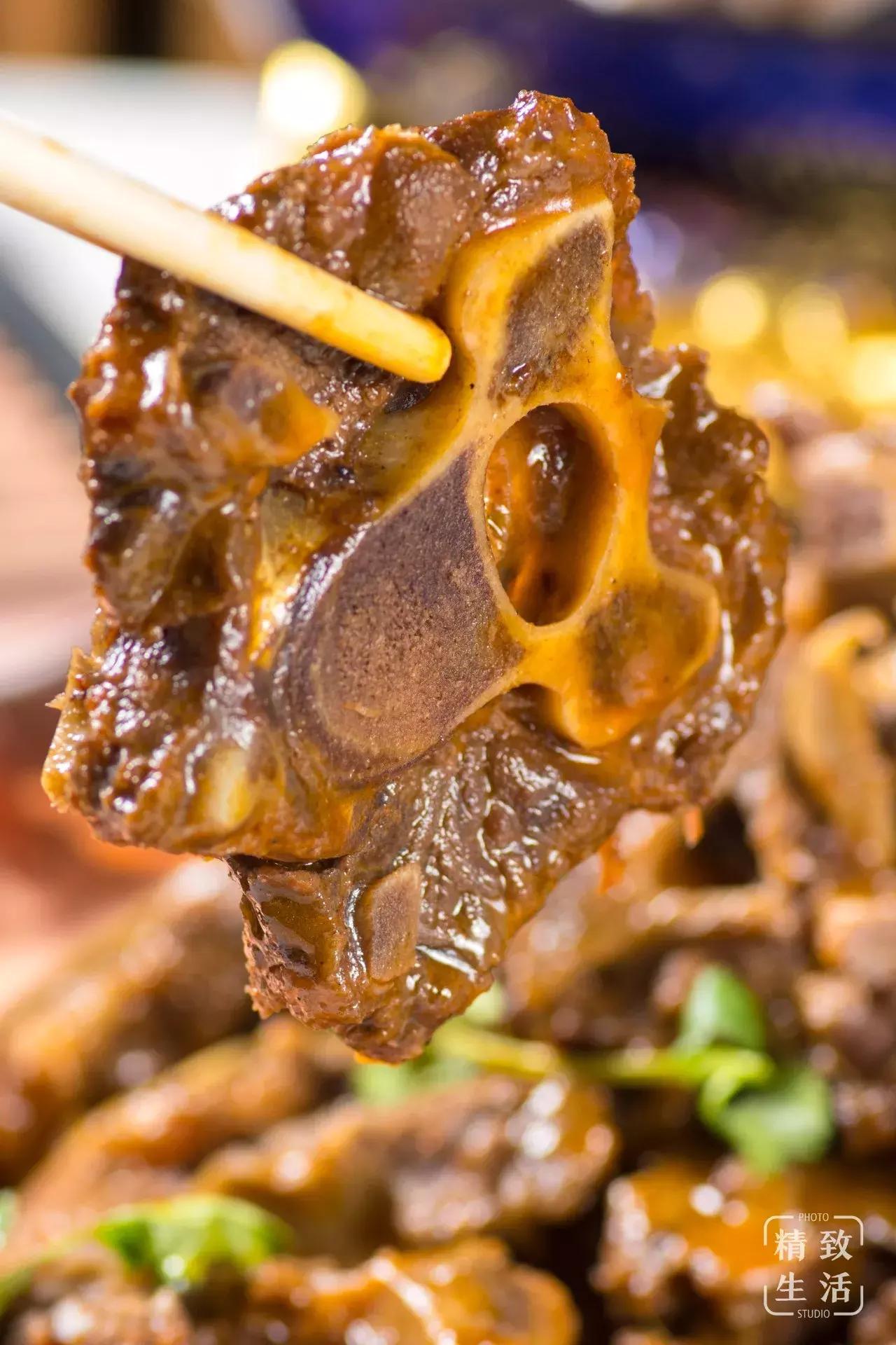 一家值得你品尝的驴肉火锅,超正的驴肉火锅