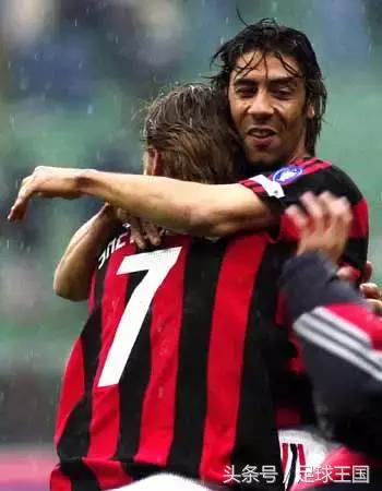 世界足球十大巨星的故事,世界足坛十大助攻
