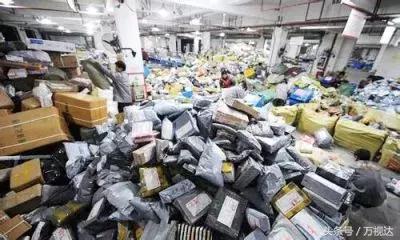 一个月7000半年赚5万的工作有哪些,什么工作既轻松又赚钱月入3000万