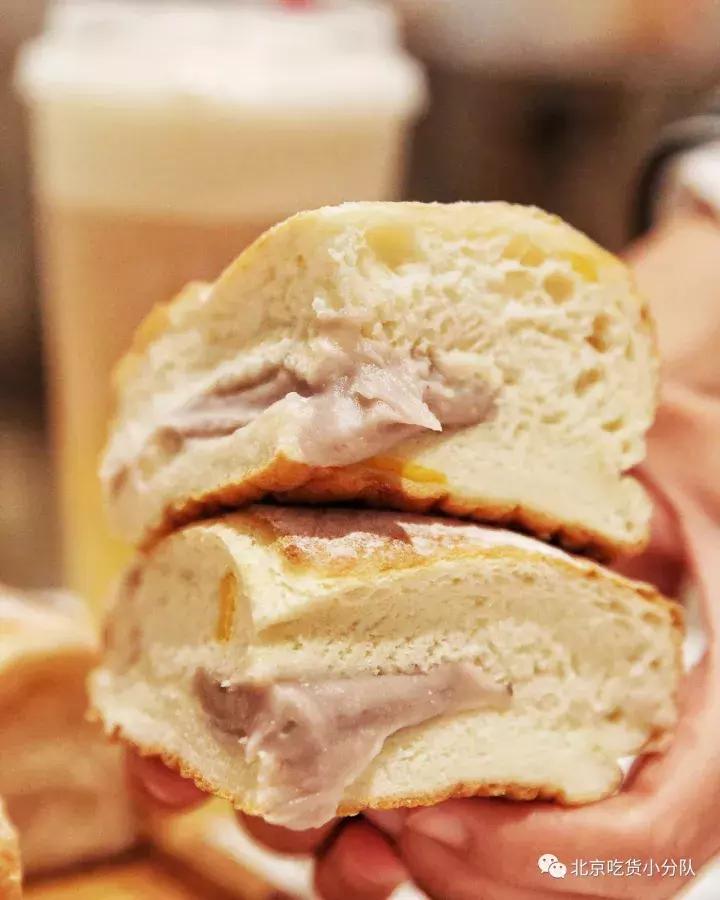 卖包包的茶来了，第1家在西单