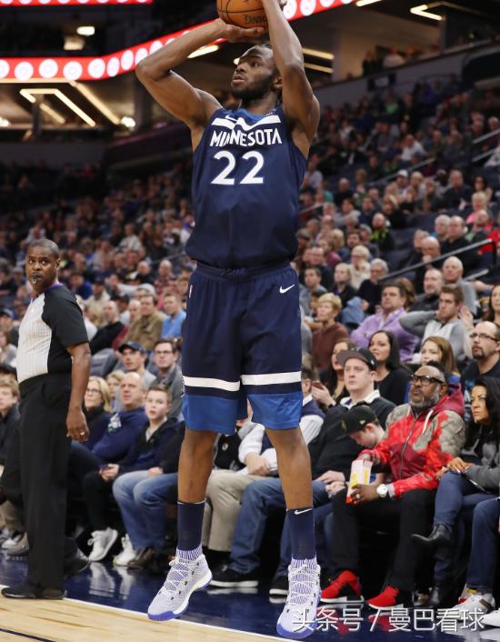 今日nba球员上脚球鞋,今天nba球员穿什么鞋