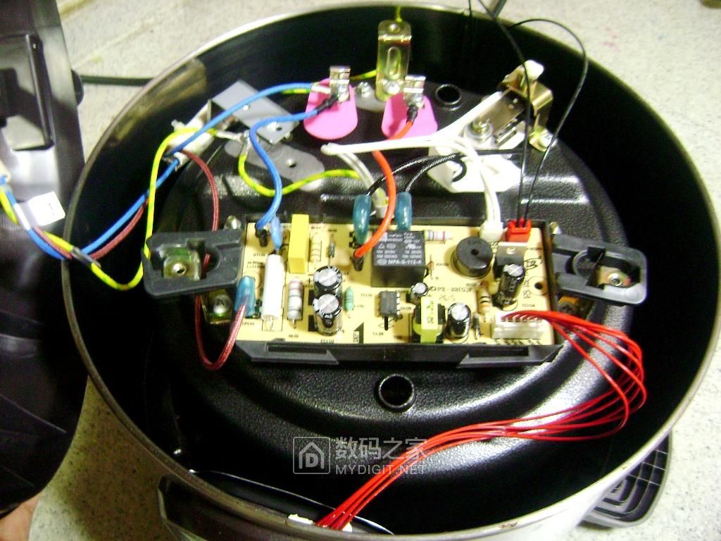 电压力锅面板失灵又突然恢复,电器触摸屏失灵的原因及解决方法