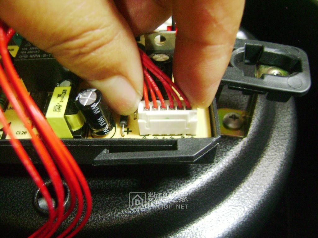 电压力锅面板失灵又突然恢复,电器触摸屏失灵的原因及解决方法