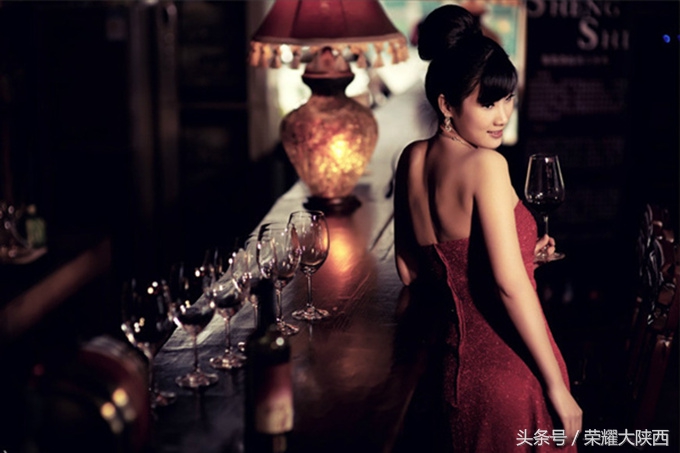 什么红酒好喝不贵合适家里自己喝,如何选择一款好的红酒