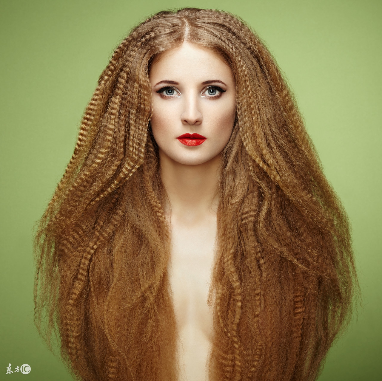 眼睛特别小怎样让眼睛变大,眼睛小的人怎么把眼睛变大