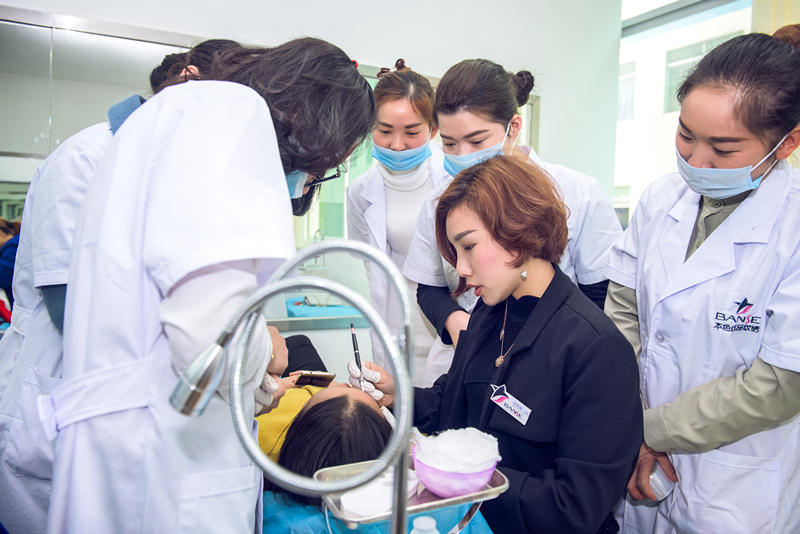 纹绣唇型练习基本功,纹绣师能够给自己漂唇吗