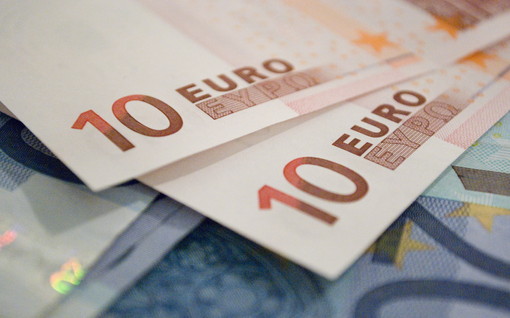 总觉得提前消费的不是钱，而是数字