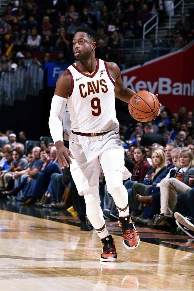 骑士队球衣变化,每个赛季球衣都会变吗