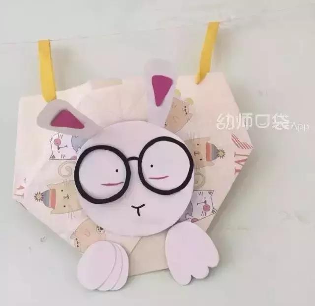 吊饰幼儿园教室吊饰简单环保,用废旧物品做关于冬天的手工吊饰