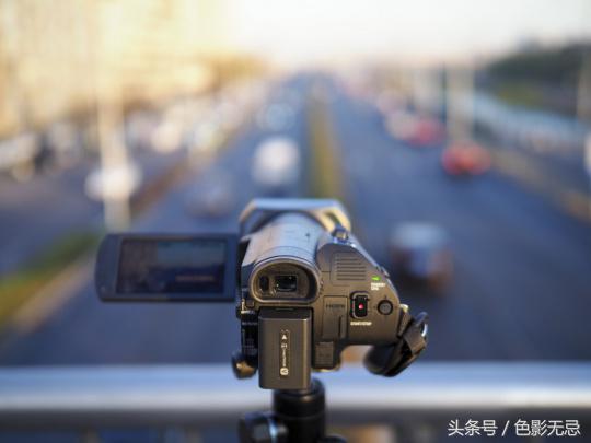 索尼fdr-ax700与微单对比,索尼sonyfdr-ax7004khdr测评