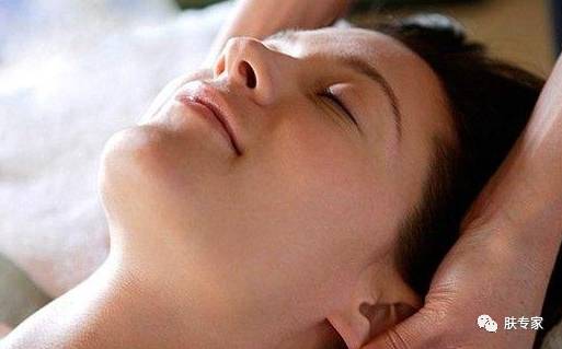 法令纹能够通过护肤品改善吗,有护肤手法真的能淡化法令纹吗