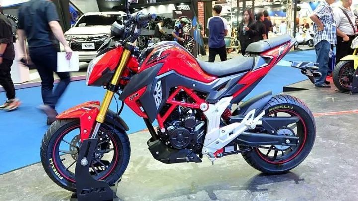 海外的国产车，酷似隆鑫300R跑车版，泰国轻跑Demon150GR登场！