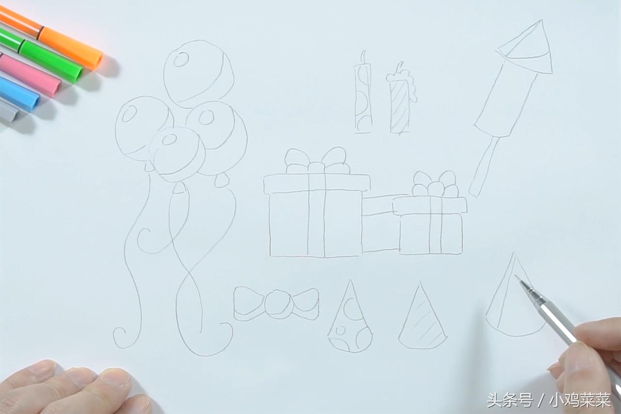 圣诞节树和圣诞礼物的简笔画,儿童简笔画圣诞礼物堆