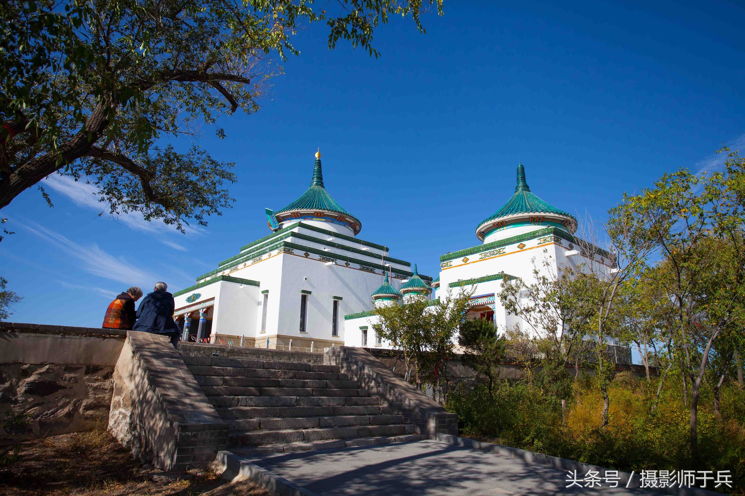 乌兰浩特成吉思汗庙70年代图 (乌兰浩特成吉思汗庙门票在哪买)