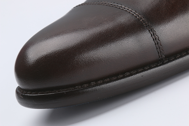 休闲皮鞋哪个牌子性价比高,什么牌子的休闲皮鞋好
