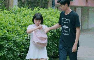 又少一个男神？没关系，你们的新晋男票“小彭于晏”已经上线！