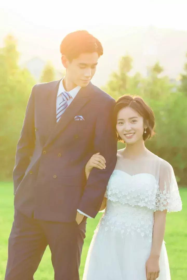 又少一个男神？没关系，你们的新晋男票“小彭于晏”已经上线！