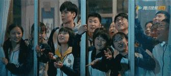 又少一个男神？没关系，你们的新晋男票“小彭于晏”已经上线！