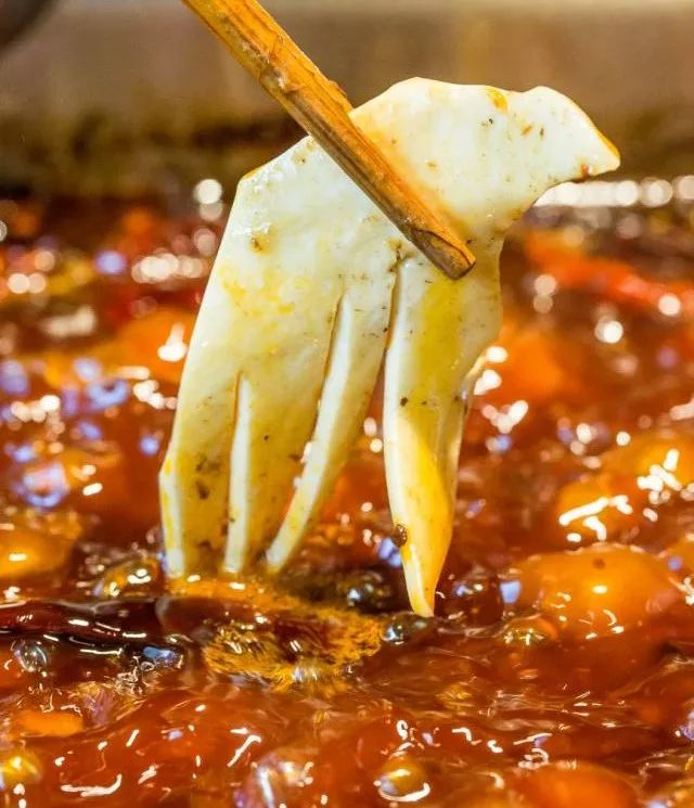 霸气！晋江这家店在火锅界已经拉仇恨了，锅底免费+3元开吃……