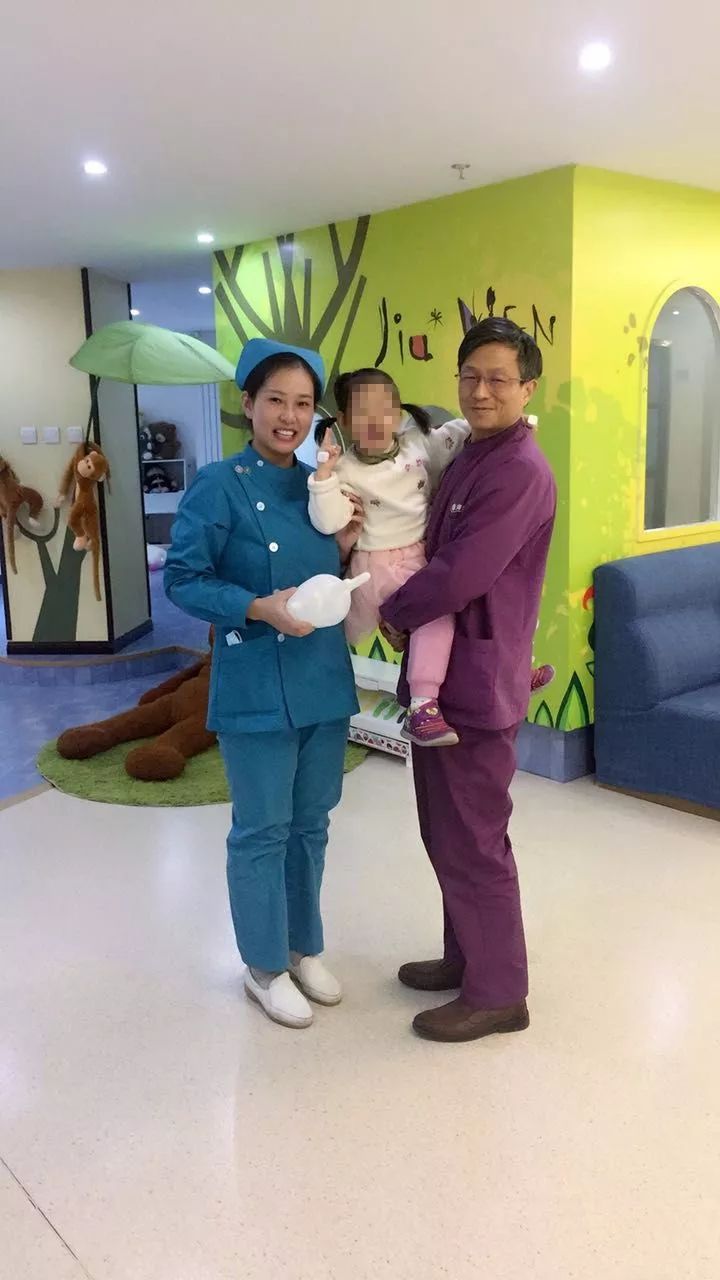 医疗社会性与医生侠客精神独家专访久闻齿科潘进勇