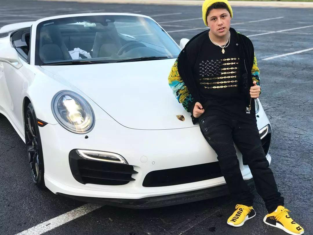 00后开法拉利倒卖球鞋年入百万美金还在争做佛系青年的90后该醒了！