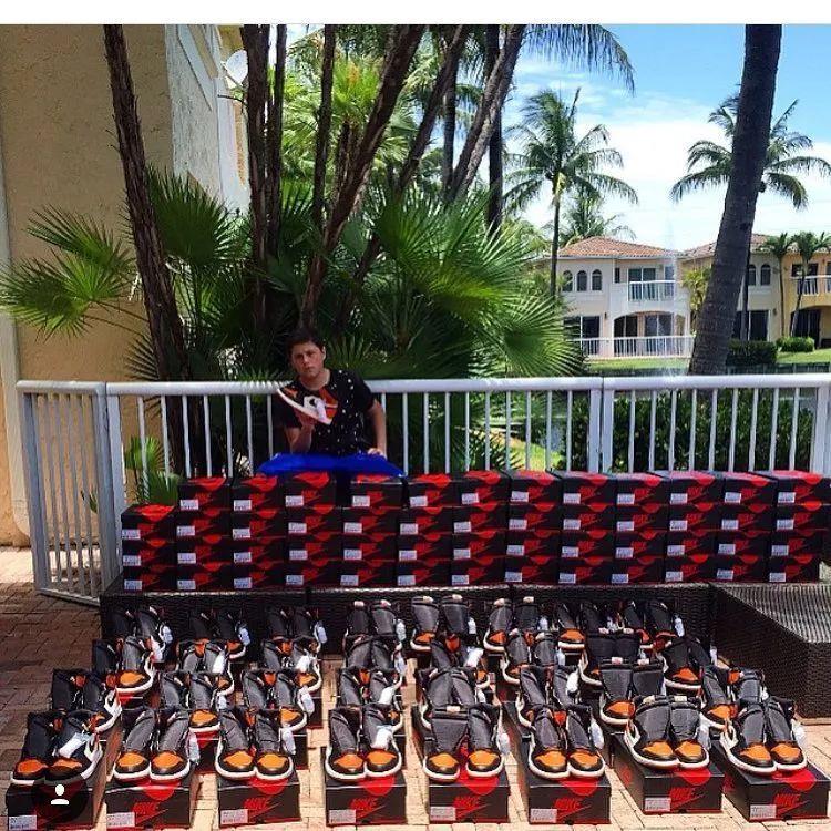 00后开法拉利倒卖球鞋年入百万美金还在争做佛系青年的90后该醒了！