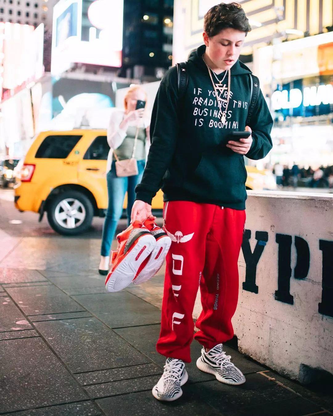 00后开法拉利倒卖球鞋年入百万美金还在争做佛系青年的90后该醒了！