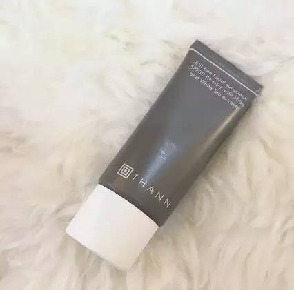 多云的天气还用擦防晒吗,谁说下雨不能带伞