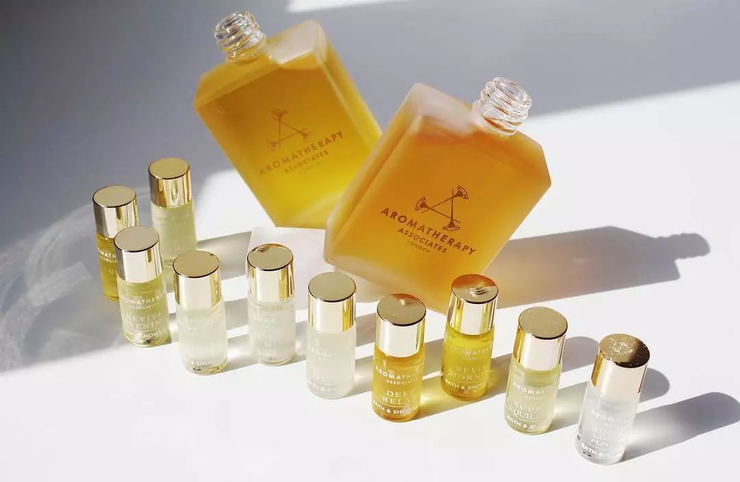 不做“白屑公举”！10款专业级水疗护理的沐浴油，拯救冬季尴尬！