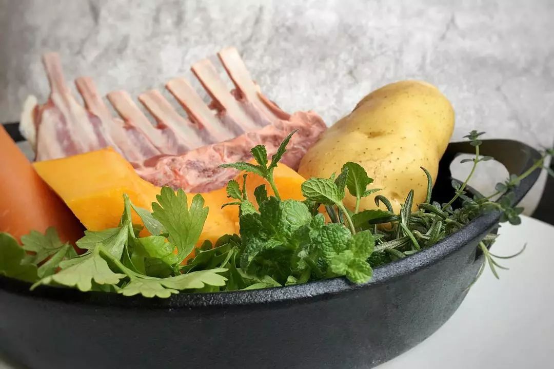 怎样选好的不粘锅,什么样的不粘锅煎锅最好