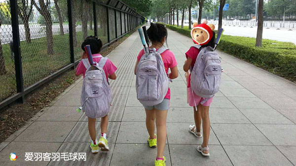 跟羽毛球有关的挂件,有什么羽毛球挂件推荐