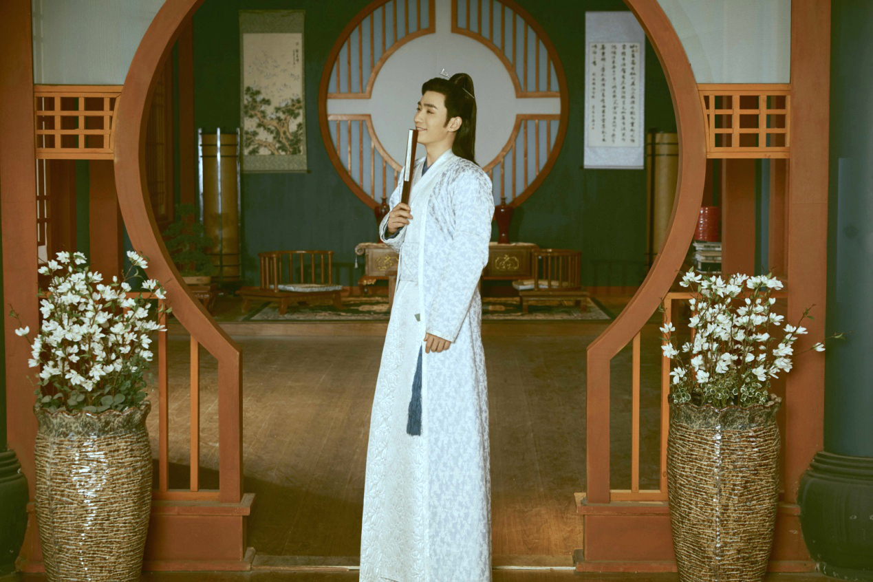 花谢花飞花满天朱一龙饰演的是谁,花谢花飞花满天电视剧32集朱一龙