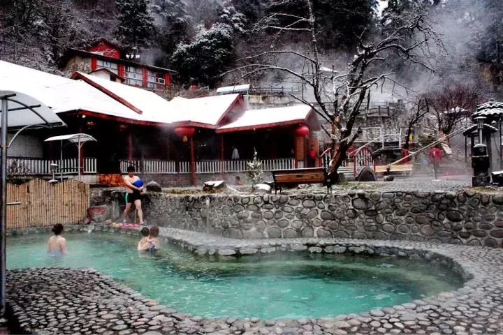 成都周边泡汤攻略,成都周边冬季小众度假