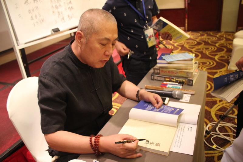 销售拜访客户前需要做哪些准备,销售如何拜访客户才能提高告捷率