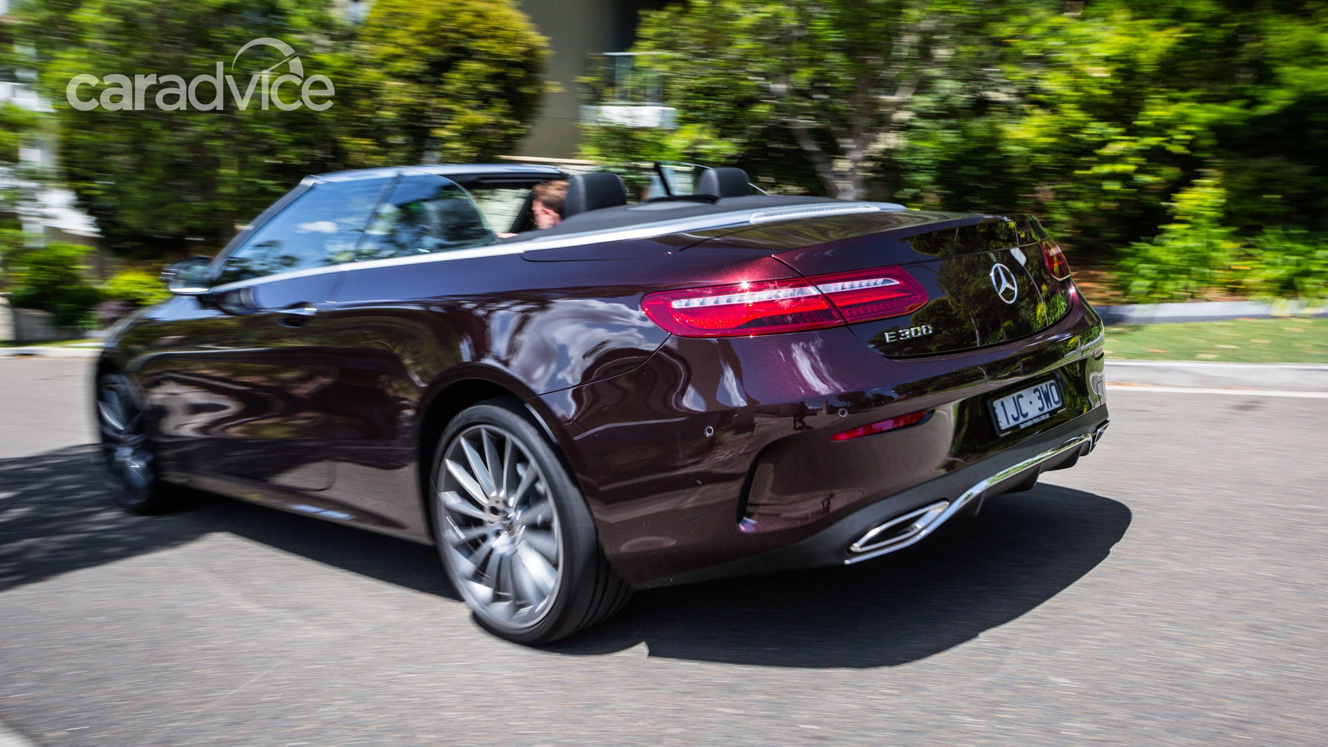 视频试驾奔驰e300敞篷版,奔驰敞篷车四座e300