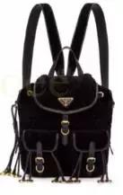 刘雯每月收入多少钱,刘雯收入2018排第几